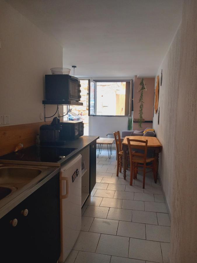 Le Cosy Apartment เกลมง-เอลดลโรลท์ ภายนอก รูปภาพ